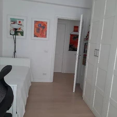 בית אירוח For Rent In Conca D'oro Near Subway Line B